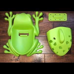 Boon frog pod bath storage